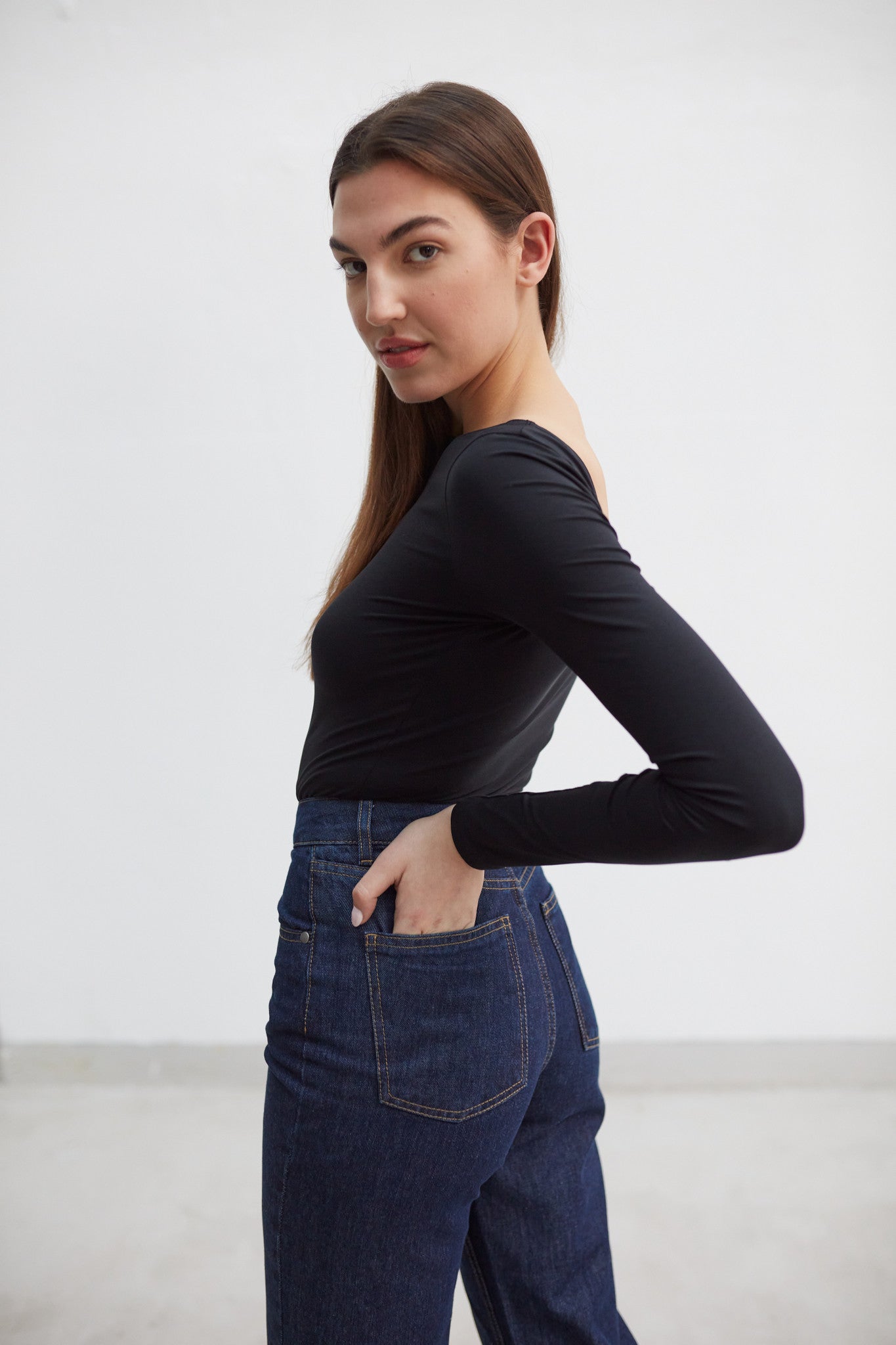 BODY ARDAL CZARNE - BIO BAWEŁNA